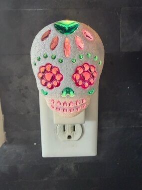 Bath & Body Works SUGAR SKULL NIGHTLIGHT Wallflower